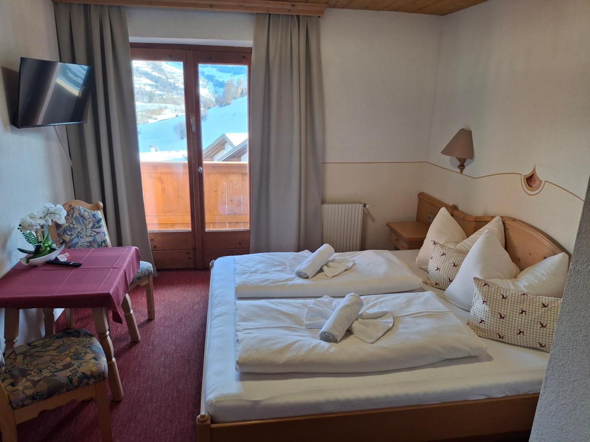 Pension Razil Ladis Exterior photo